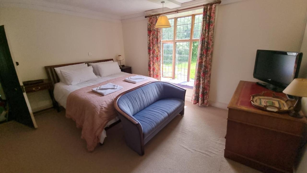 シェパートン Old Manor House Bed & Breakfast エクステリア 写真
