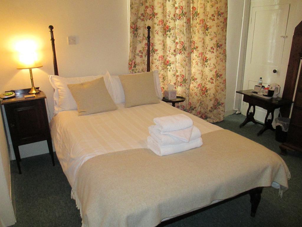 シェパートン Old Manor House Bed & Breakfast 部屋 写真